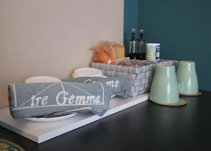 Nocleg ze śniadaniem Le Di Sonia Tre Gemme Zaffiro 3*